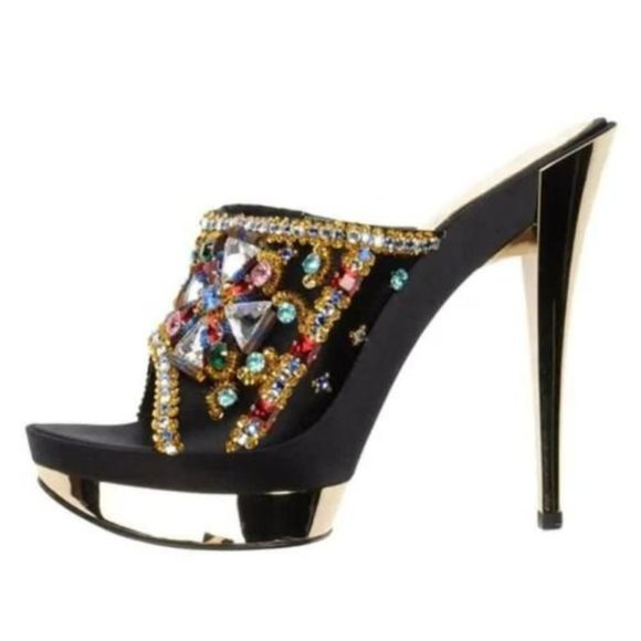 $4K New Casadei \